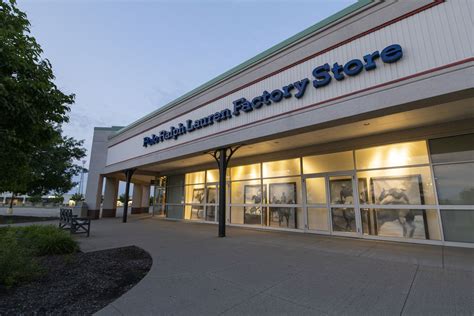 What Makes the Waterloo Outlet Mall Worth the Drive?