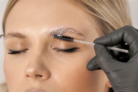 What is Eyebrow Lamination?