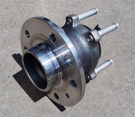 What is a Rear Wheel Hub Bearing?