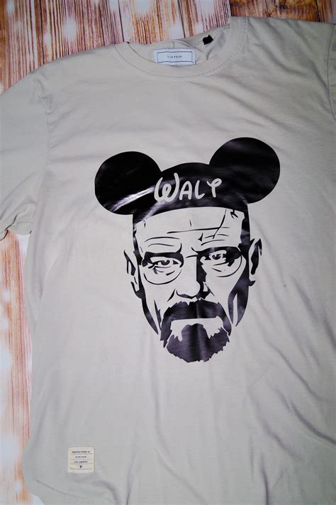 What to Consider When Choosing a Walt Breaking Bad Shirt