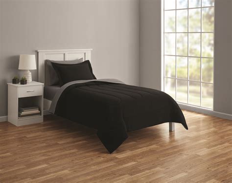 What to Look for When Buying a Black Twin XL Bed Set