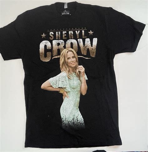 What to Look for When Buying a Sheryl Crow T-Shirt