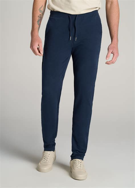 What to Look for in Men's Tall Sweatpants
