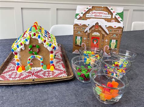 What to Look for in a Gingerbread House Kit