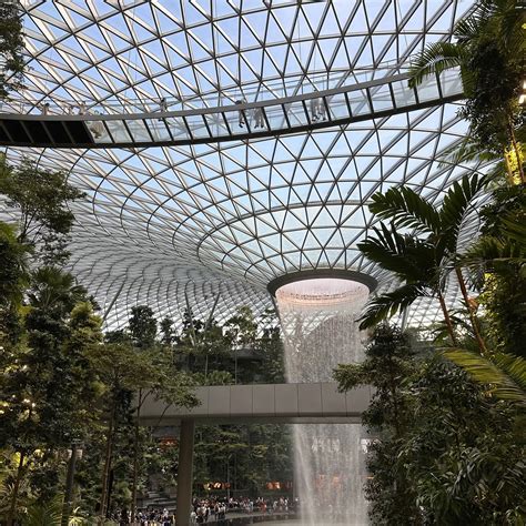 What to See in Changi Airport, 20 Unmissable Attractions