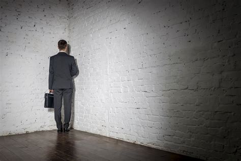 When to Corner Someone