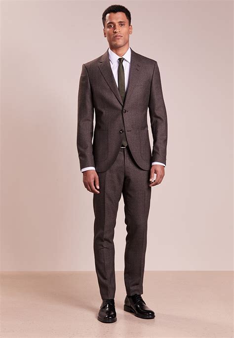 Where to Buy the Best Cheap Suits in Singapore 2025