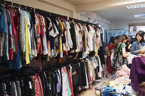 Where to Donate Old Clothes in Singapore: 10 Convenient Options