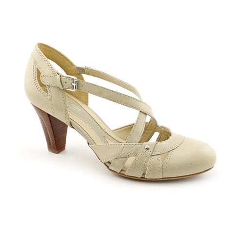 Where to Find Dress Shoes Size 12 Women's: