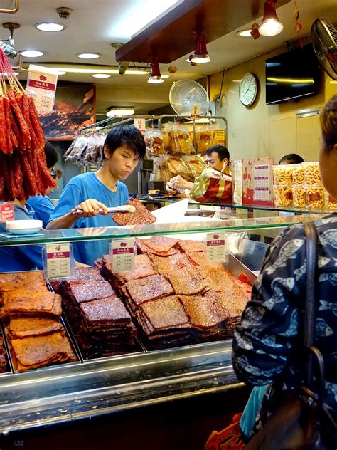 Where to Find the Best Delicacies in Singapore