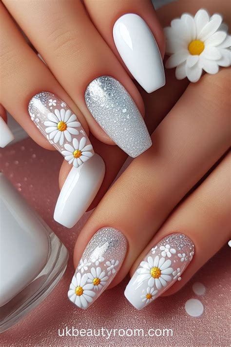 White Nail Designs: A Timeless Classic for All Occasions