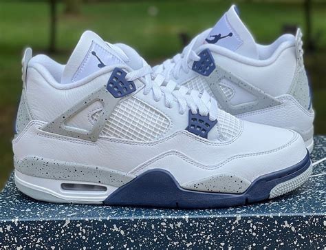 White and Blue 4s