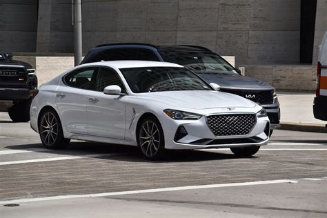 Who Makes The Genesis Car