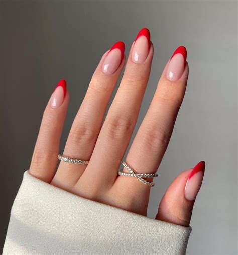 Why Choose French Nails Red?