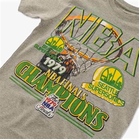 Why Seattle Supersonics T-shirts Matter