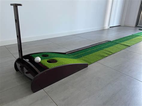 Why an Indoor Golf Set Matters