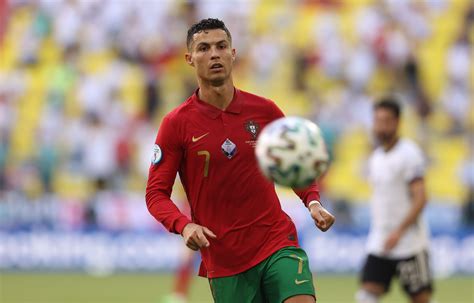 Why the Ronaldo Portugal Jersey Long Sleeve Matters