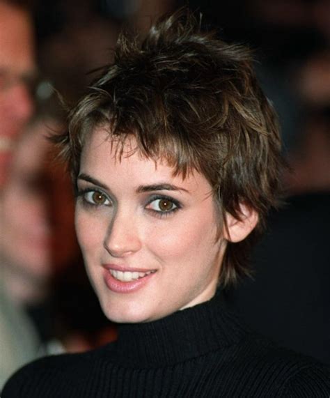 Winona Ryder's Pixie Cut: 22 Stylish Variations and 7 Tips on Styling