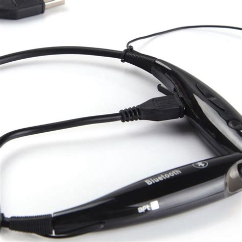 Wireless Bluetooth Universal Neckband cellphone Doc