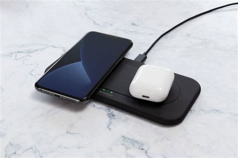 Wireless Transit Dual USB Charger Reader