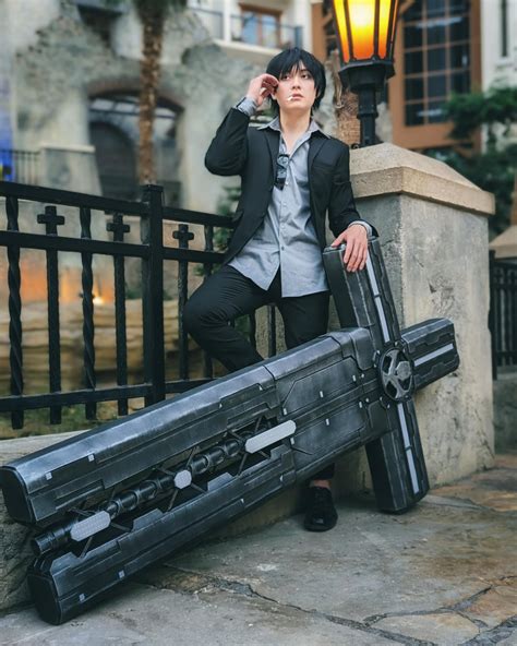 Wolfwood Cosplay: Transform into the Ruthless Gunslinger