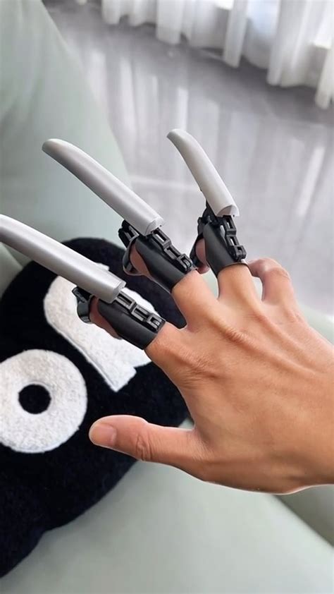 Wolverine Claws with Gloves: Unleash Your Inner Superhero