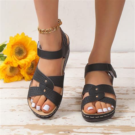 Women's Arch Support Sandals: A Comprehensive Guide to Comfort and Health