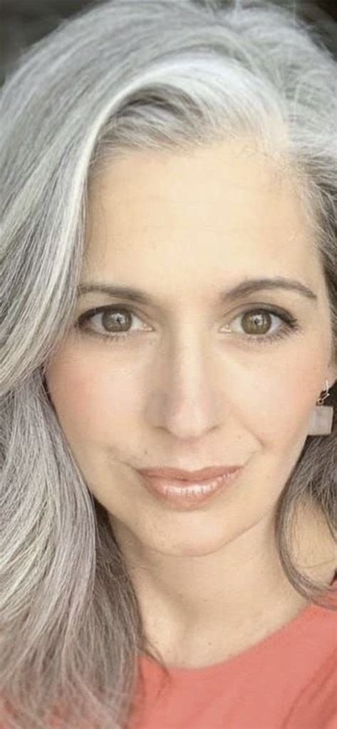 Women's Gray Hair: 40,000 Surprising Facts You Need to Know