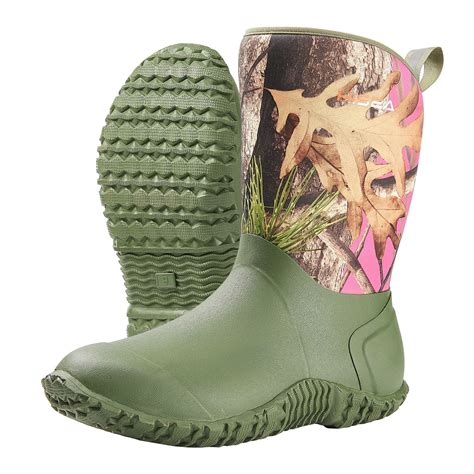 Women's Mud Boots: Essential Footwear for Outdoor Adventures