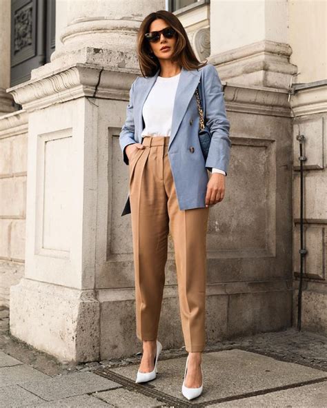 Women's Pleated Pants: The Ultimate Guide to Stylish and Comfortable Attire