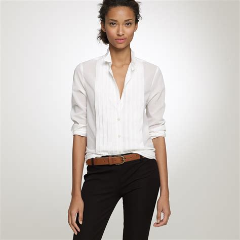 Women's White Tuxedo Shirt: Elevate Your Style