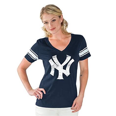 Women's Yankees T-Shirts: A Style Statement for Every Fan