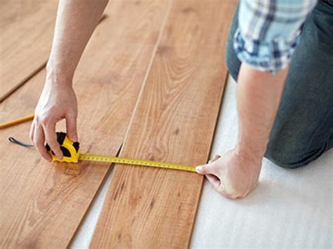 Wood vs Vinyl Flooring: A Comprehensive Guide to Choosing the Perfect Flooring