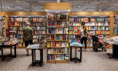 Work at Barnes & Noble: 5 Facts That Will Convince You