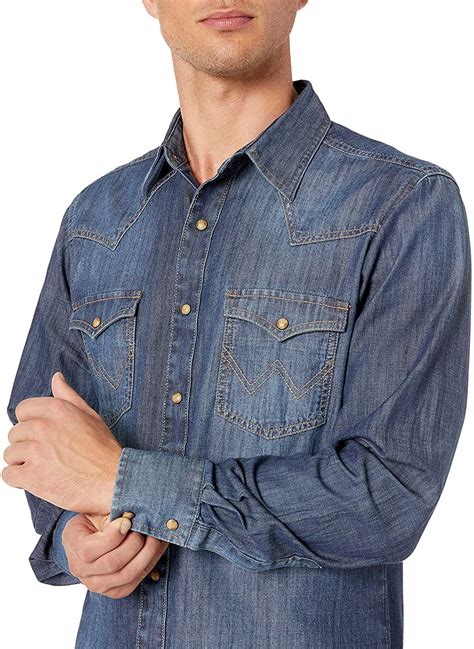 Wrangler Men's Retro Two Pocket Longsleeve Snap Shirt: A Timeless Denim Classic