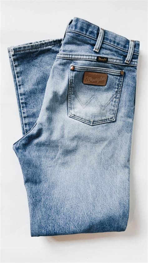 Wrangler Retro Jeans: A Timeless Style That Never Goes Out of Fashion