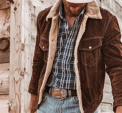 Wrangler Shirt Jacket: A Timeless Essential for Modern Cowboys and Cowgirls