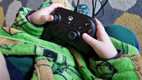 Xbox Controller: A Perfect Fit for Small Hands