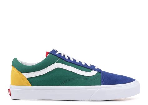 Yacht Club Vans: Exuding Coastal Elegance and Performance