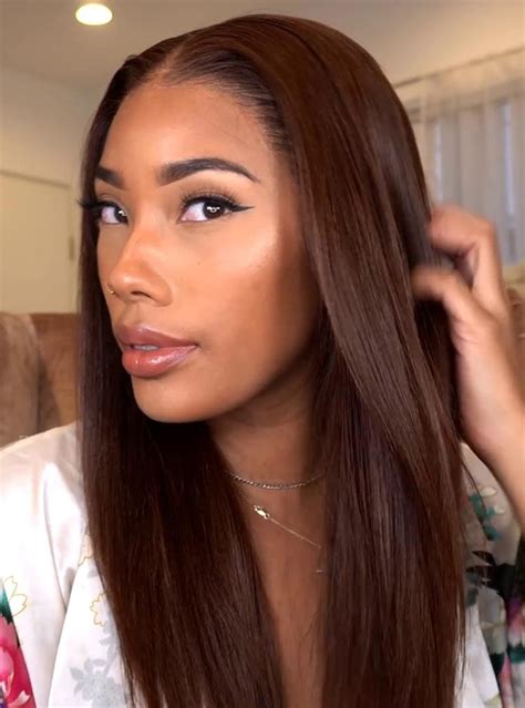 Yaki Brown Classic Lace Front Wigs: The Epitome of Style and Versatility