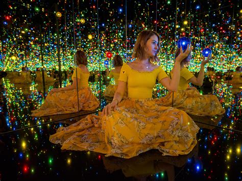 Yayoi Kusama: The Enchanting Visionary of Contemporary Art