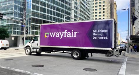 Yes, Wayfair does deliver to apartments.
