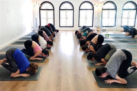 Yoga in Tanjong Pagar: A Comprehensive Guide to the Best Studios and Classes