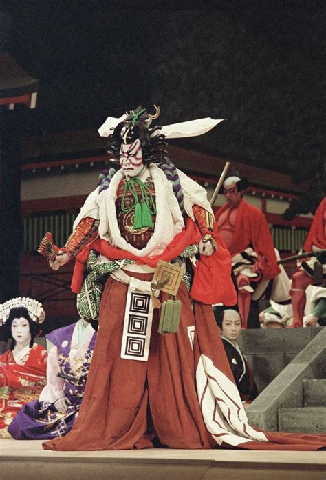 Yoruko Kabuki: A Flourishing Folk Art with Enduring Charm