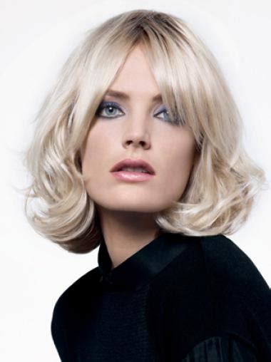 Young Fashion Platinum Blonde Chin Length Wavy Sexy Full Lace Wigs