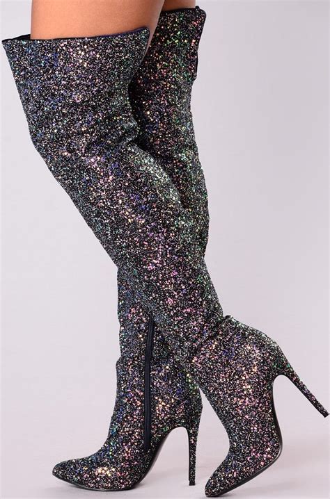 Your Guide to Showstopping Sparkly Knee-High Boots: Embrace the Glitz and Glam