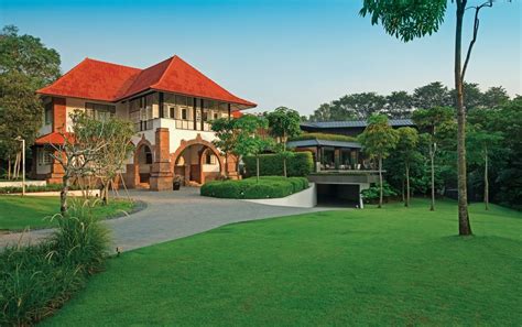 Your Ultimate Guide to Finding and Enjoying the Perfect Holiday Bungalow in Singapore