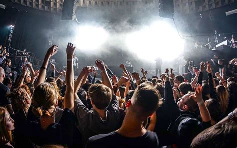 Your Ultimate Guide to Live Music in Barcelona: Descubriendo los Conciertos de Hoy