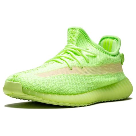 Youth Yeezy Shoes: The Latest Trend in Footwear