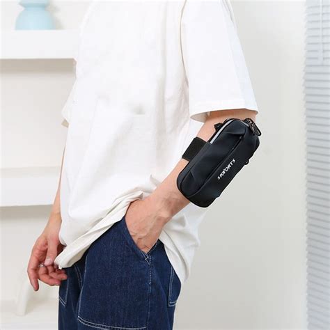 Yozzy Armband Protects Exercise Lightweight Reader